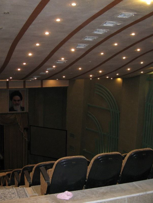 amfiteatre_daneshgahe_isfahan01